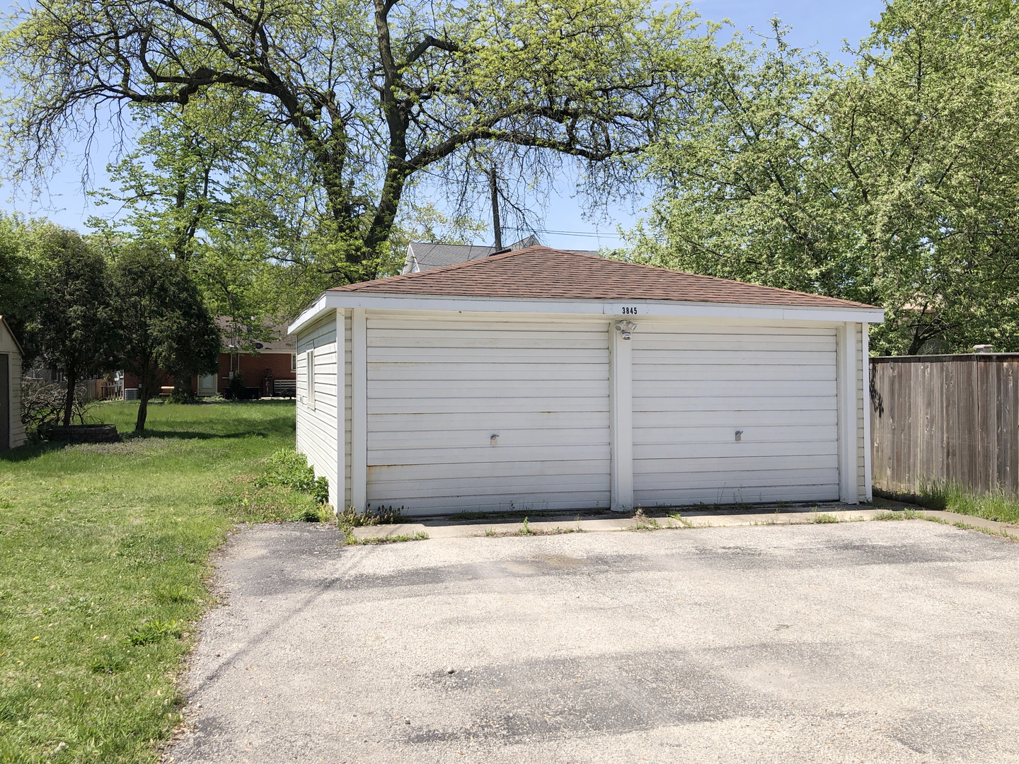 3845 McCormick Avenue Brookfield, IL 60513 - Photo 3 of 3