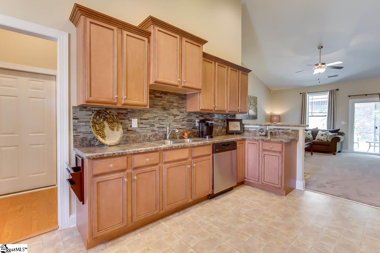 162 Midwood Road Travelers Rest, SC 29690 - Photo 15 of 36 Gallery Image 15