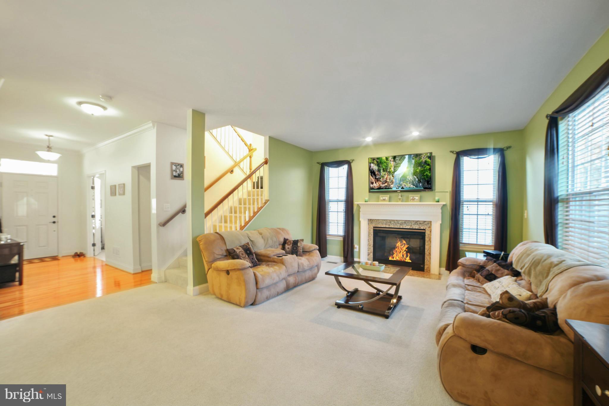 27 Johnson Road Pasadena, MD 21122 - Photo 9 of 30 Family Room