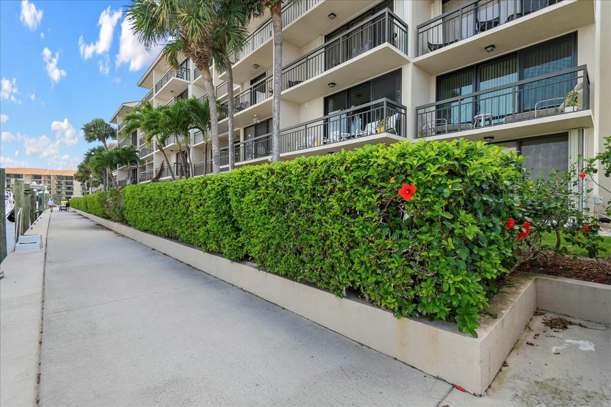 2601 Marina Isle Way, Unit 103 Jupiter, FL 33477 - Photo 31 of 56 tempImageMcYSYh