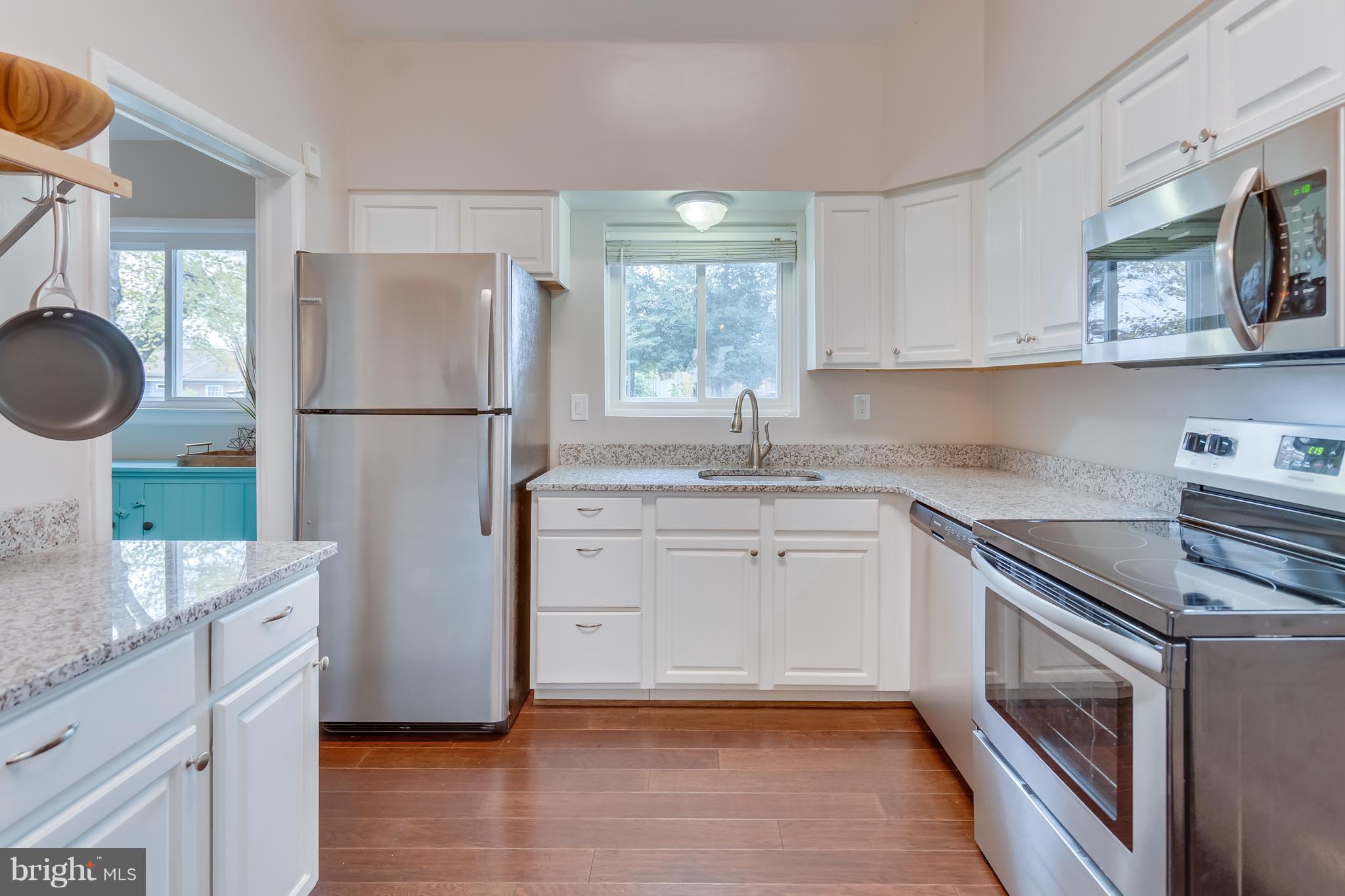 9202 Summit Road Silver Spring, MD 20910 - Photo 4 of 38