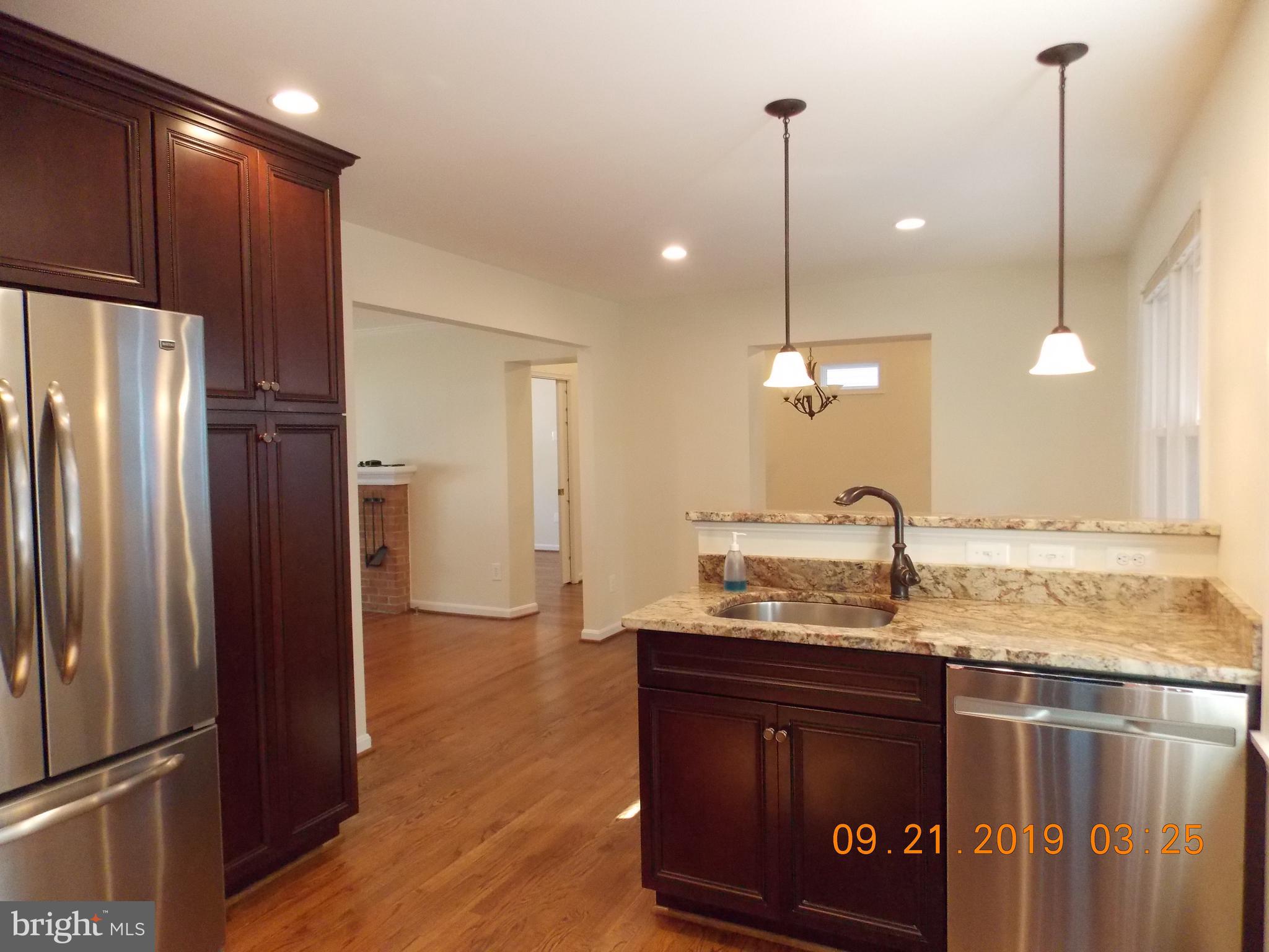 5234 Inverchapel Road Springfield, VA 22151 - Photo 37 of 58 Kitchen.
