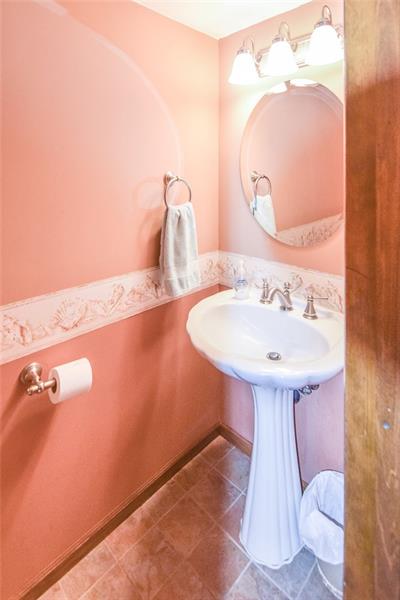 1653 O'Block Road Pittsburgh, PA 15239 - Photo 16 of 24 Gallery Image 16