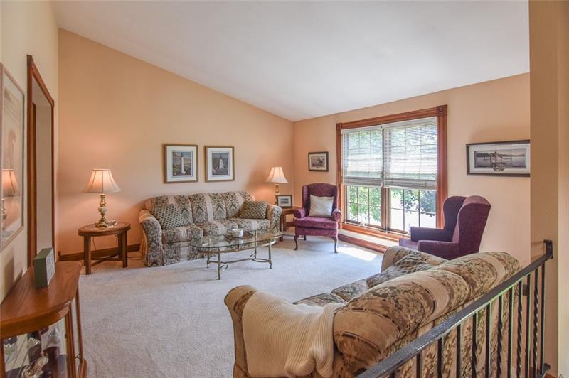 1653 O'Block Road Pittsburgh, PA 15239 - Photo 4 of 24 Gallery Image 4
