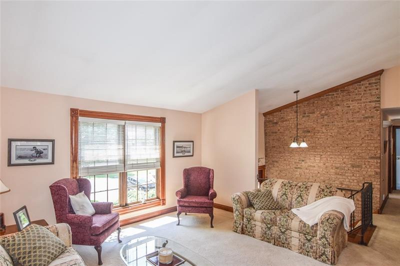 1653 O'Block Road Pittsburgh, PA 15239 - Photo 6 of 24 Gallery Image 6