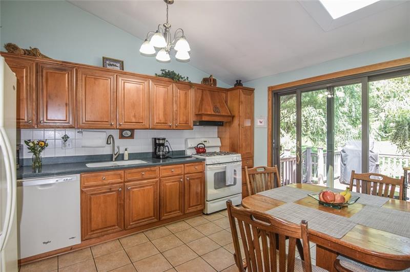 1653 O'Block Road Pittsburgh, PA 15239 - Photo 8 of 24 Gallery Image 8