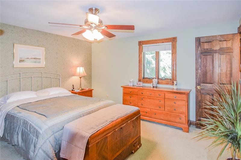 1653 O'Block Road Pittsburgh, PA 15239 - Photo 9 of 24 Gallery Image 9