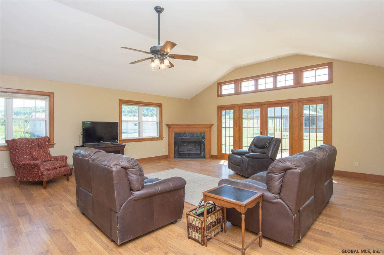 392 Bullock Road New Scotland, NY 12159 - Photo 6 of 70 Photo 6