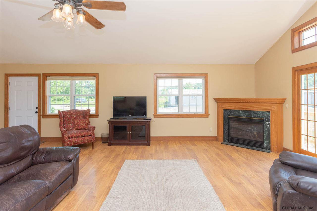 392 Bullock Road New Scotland, NY 12159 - Photo 9 of 70 Photo 9