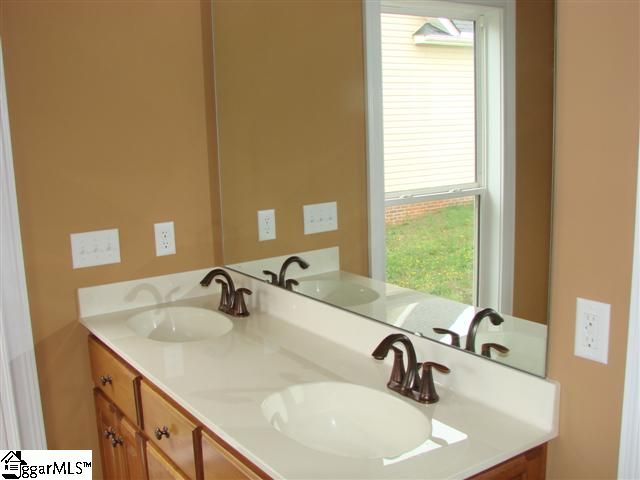 246 Streams Way Anderson, SC 29625 - Photo 18 of 24