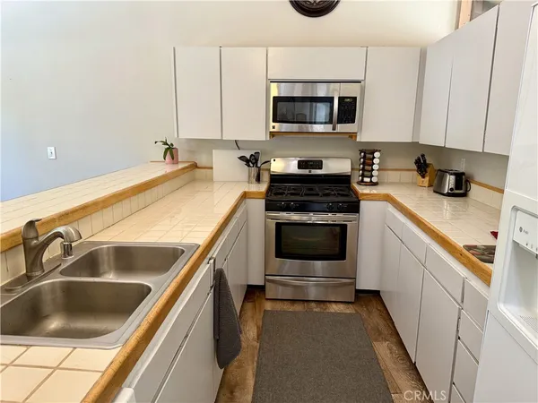 $239,000 | 872 Sierra Vista Drive, Unit 30, Twin Peaks, CA 92391