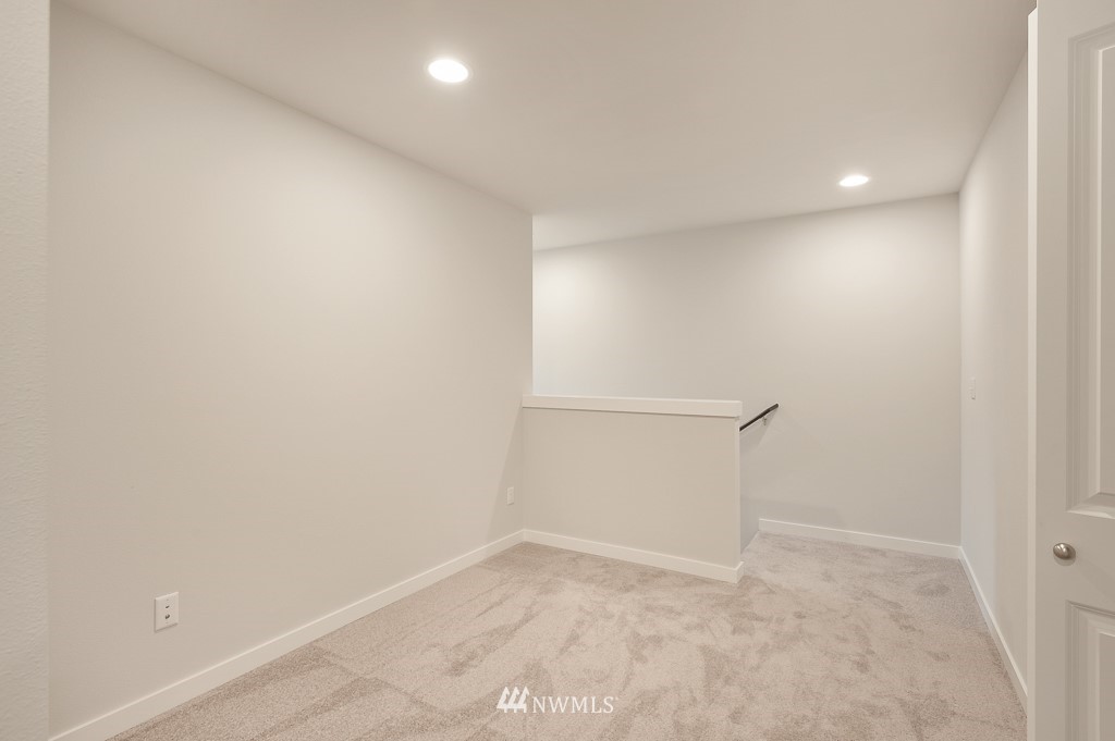 1306 11th Street, Unit DM 2 Sultan, WA 98294 - Photo 23 of 31 Gallery Image 23