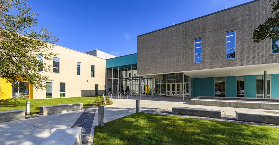 5626 Hummingbird Street Houston, TX 77096 - Photo 33 of 34 It should be noted that just a couple of streets away (and within walking distance) is the recently rebuilt (2018) HISD Parker Elementary School, which is acclaimed and well thought of.