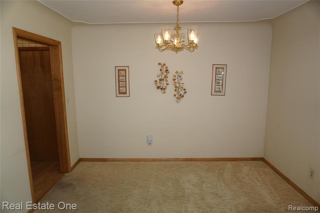 200 Windsor Road Rochester Hills, MI 48307 - Photo 11 of 25