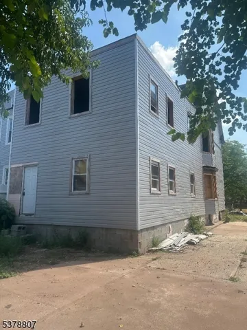 $699,000 | 338 Clifton Avenue, Newark, NJ 07104