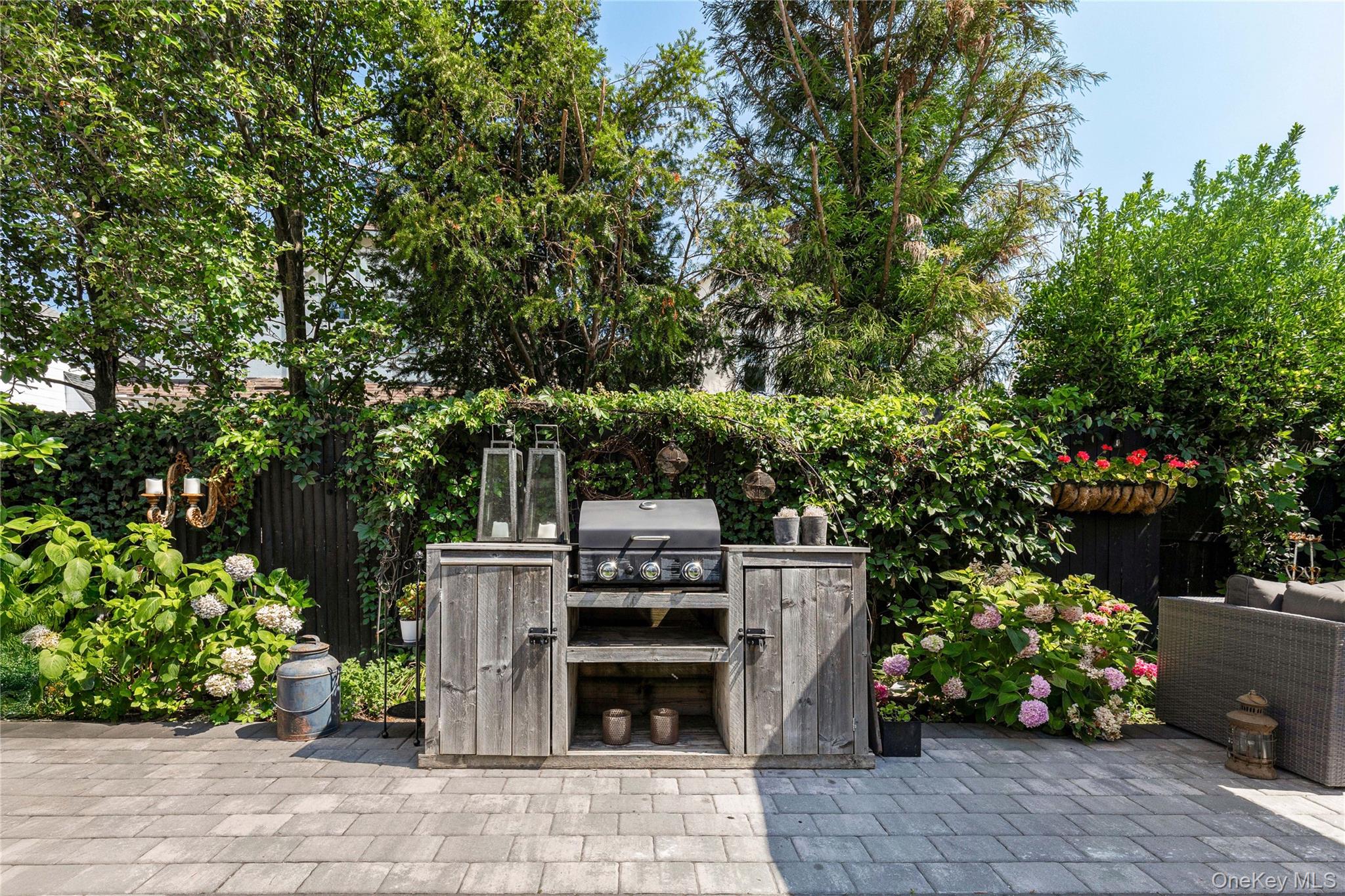 321 Rye Beach Avenue Rye, NY 10580 - Photo 30 of 36