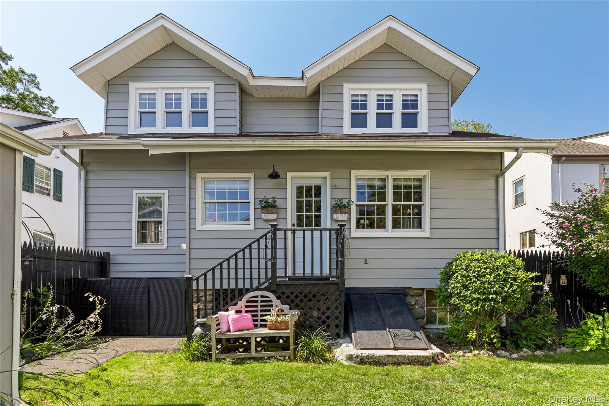 321 Rye Beach Avenue Rye, NY 10580 - Photo 31 of 36