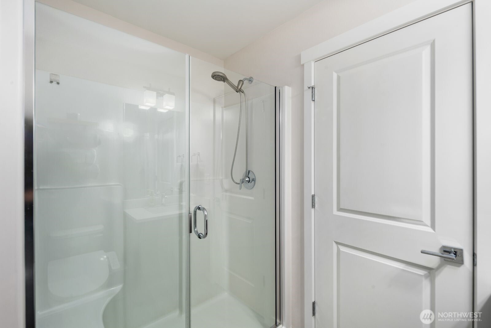 18124 1st Place Southwest Normandy Park, WA 98166 - Photo 31 of 40