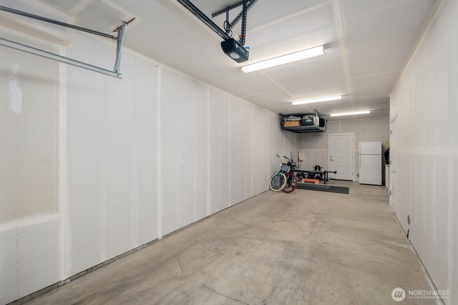 18124 1st Place Southwest Normandy Park, WA 98166 - Photo 32 of 40