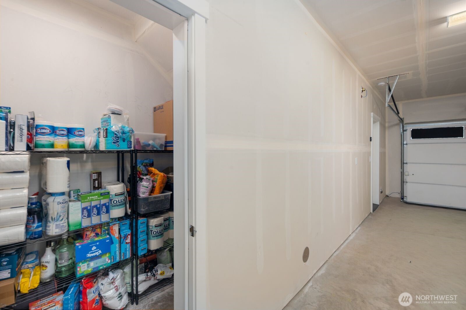 18124 1st Place Southwest Normandy Park, WA 98166 - Photo 37 of 40