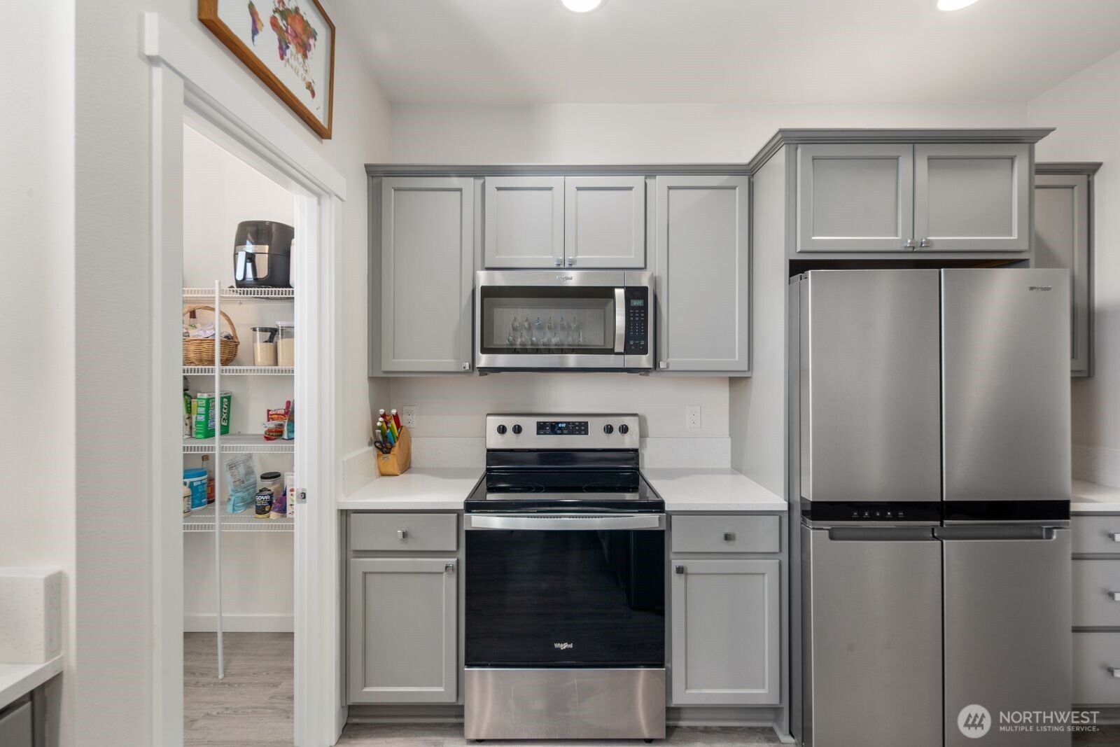 18124 1st Place Southwest Normandy Park, WA 98166 - Photo 9 of 40