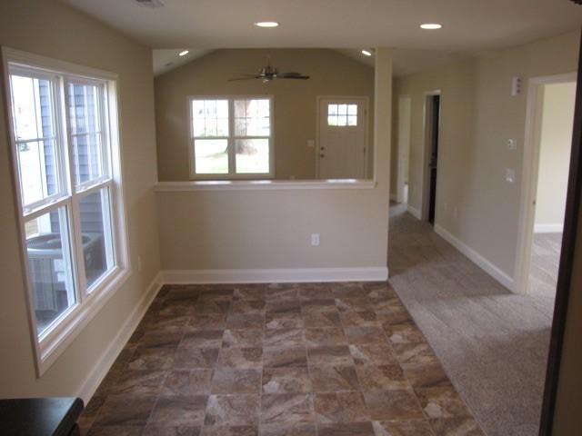 402 Liberty Road Northeast Roanoke, VA 24012 - Photo 16 of 31 Eating area to Living room