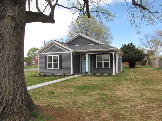 402 Liberty Road Northeast Roanoke, VA 24012 - Photo 3 of 31 Side view