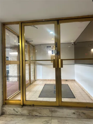 a view of an entryway