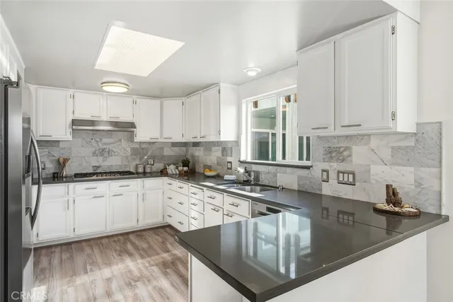 $2,590,000 | 3124 Ocean Drive, Oxnard, CA 93035