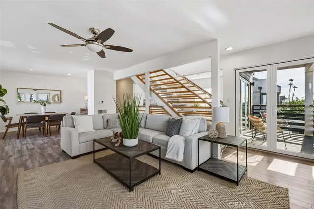 $2,590,000 | 3124 Ocean Drive, Oxnard, CA 93035