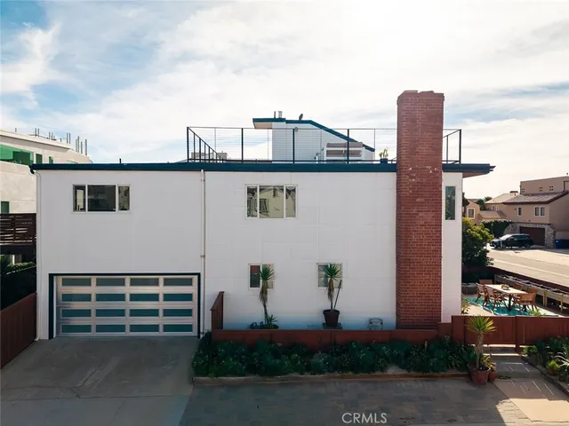 $2,590,000 | 3124 Ocean Drive, Oxnard, CA 93035