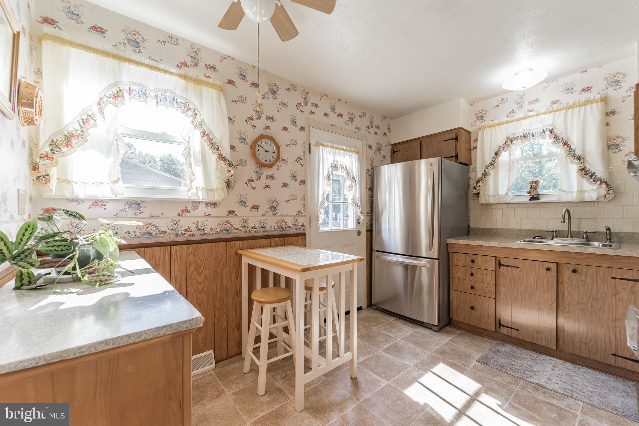 4632 Mountain Road Pasadena, MD 21122 - Photo 11 of 33 Gallery Image 11