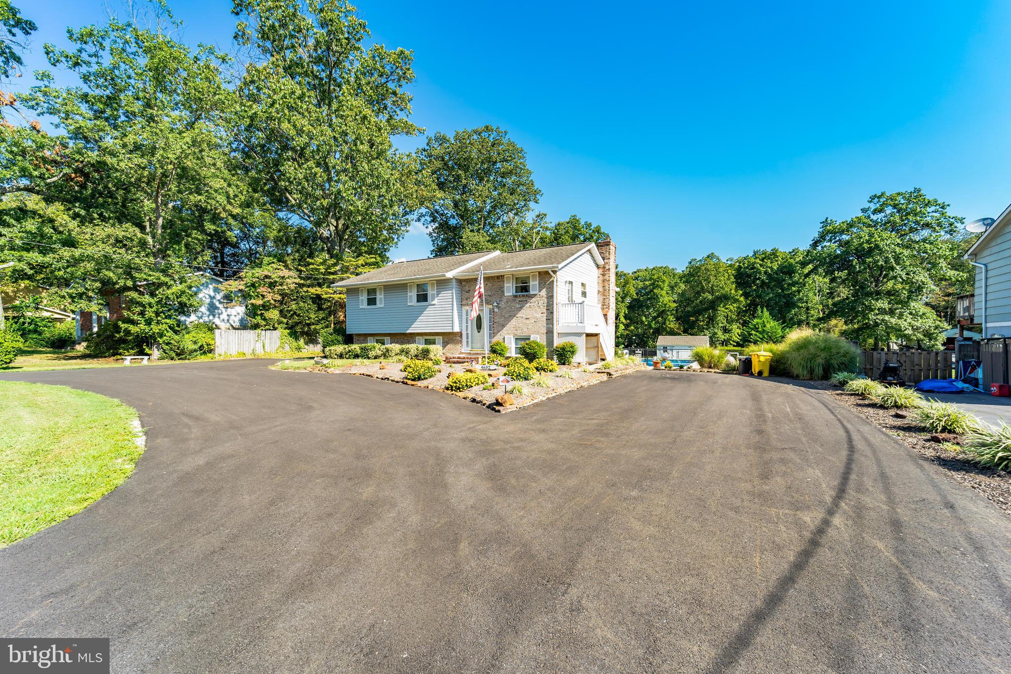 4632 Mountain Road Pasadena, MD 21122 - Photo 3 of 33 Gallery Image 3