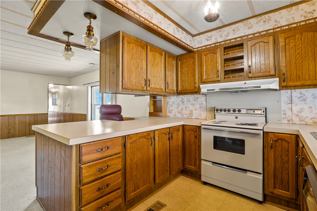 28 Lane D Coventry, RI 02816 - Photo 12 of 30