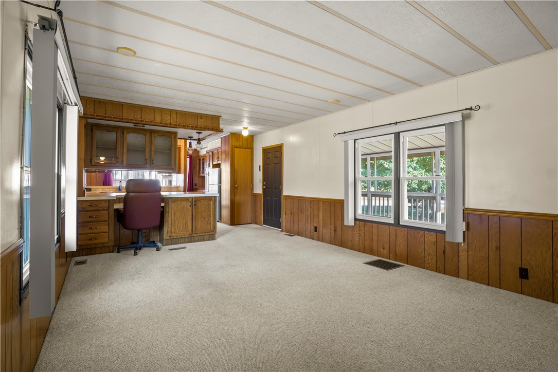 28 Lane D Coventry, RI 02816 - Photo 13 of 30