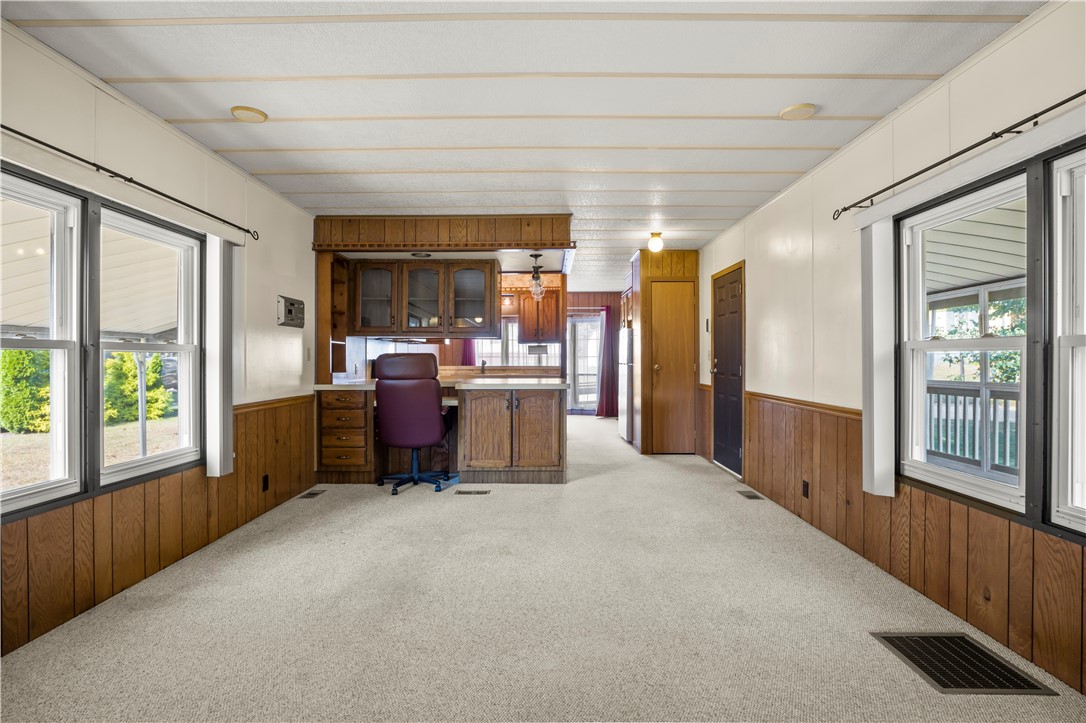 28 Lane D Coventry, RI 02816 - Photo 16 of 30