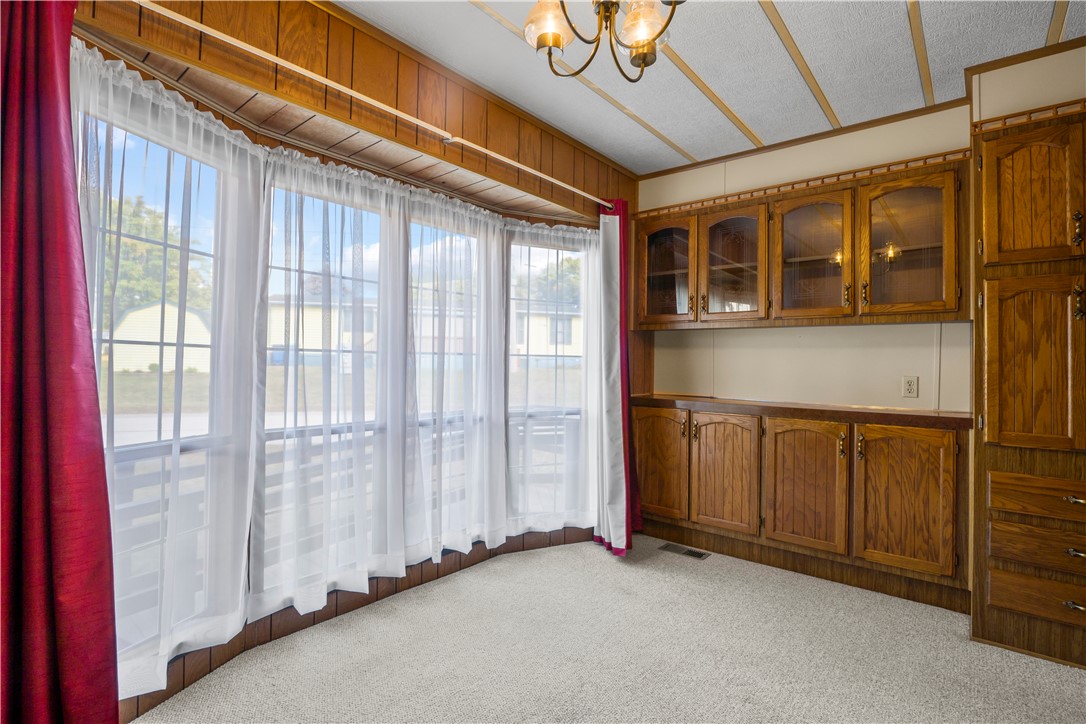 28 Lane D Coventry, RI 02816 - Photo 6 of 30