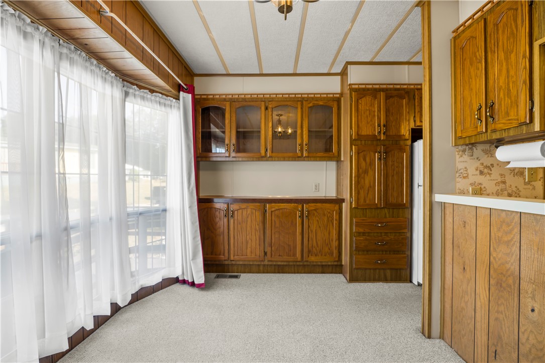 28 Lane D Coventry, RI 02816 - Photo 8 of 30