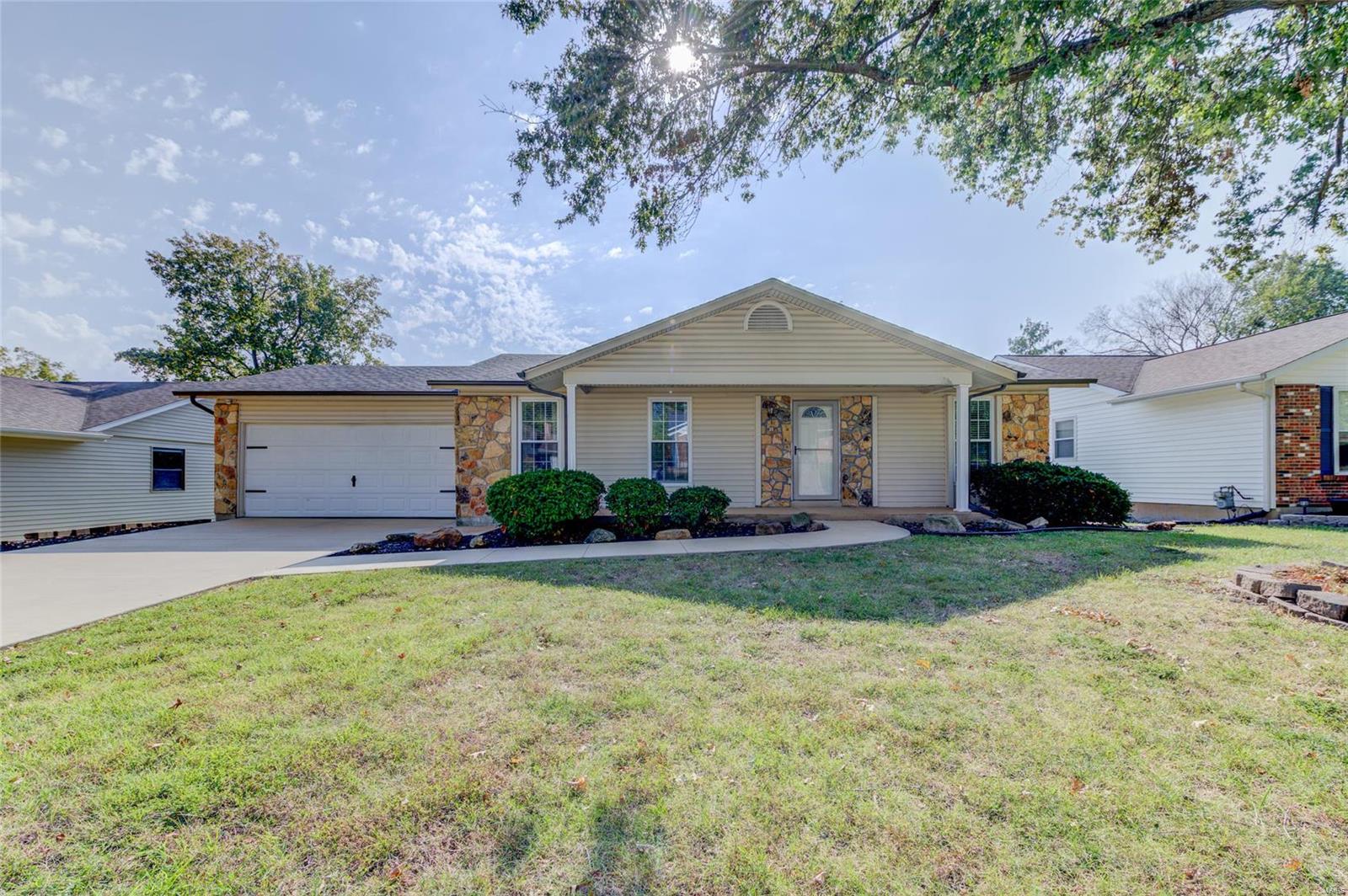 714 Green Ridge Lane St. Peters, MO 63376 - Photo 1 of 25 Gallery Image 1