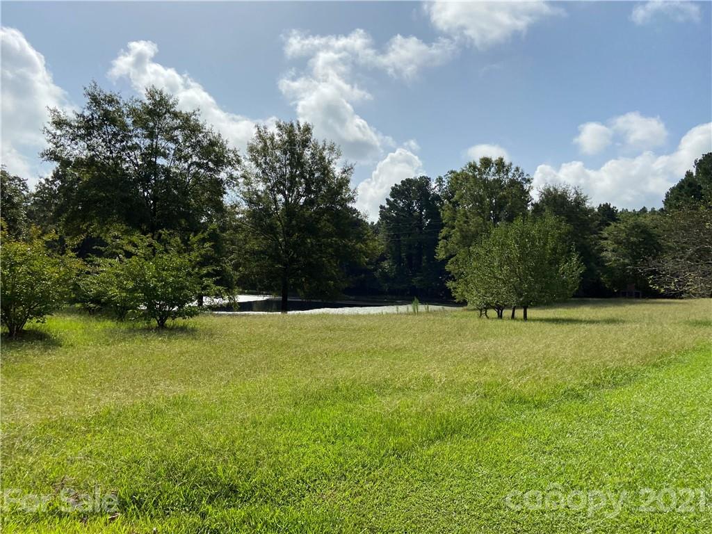 2085 Robert H Kirk Road Lancaster, SC 29720 - Photo 2 of 8 Gallery Image 2