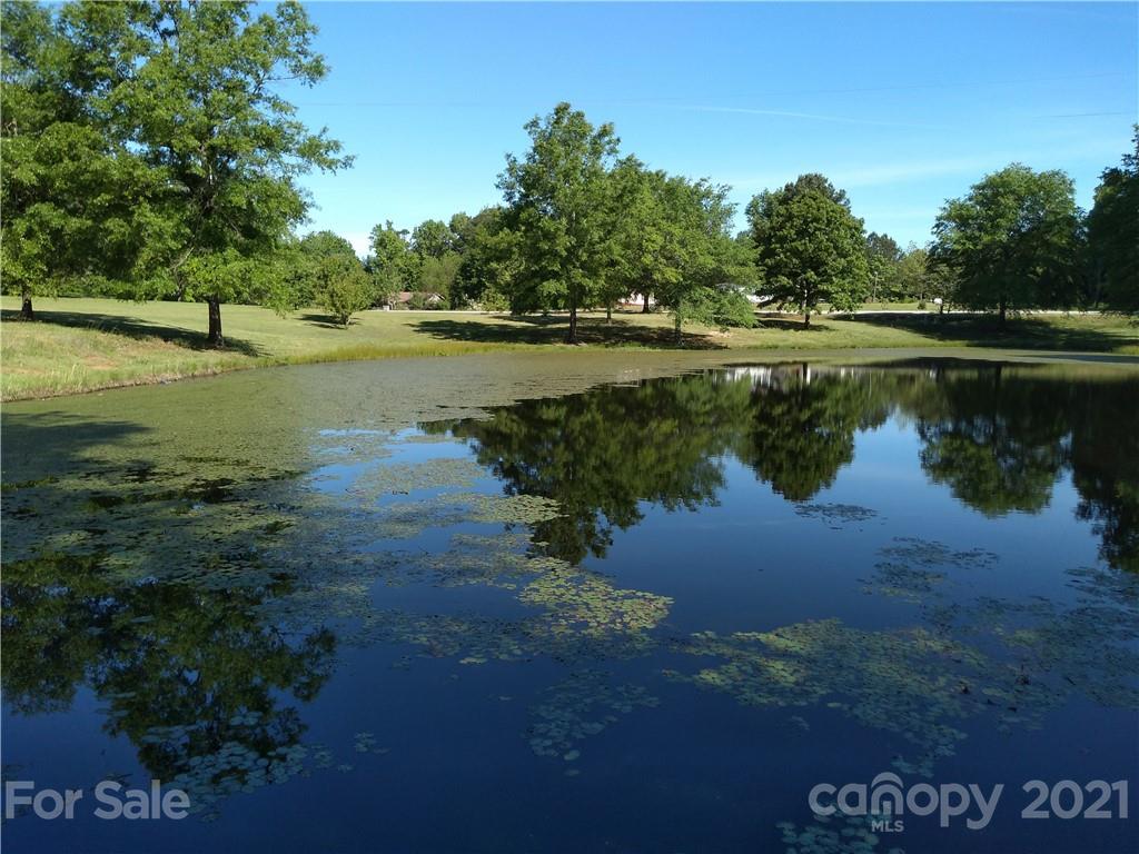2085 Robert H Kirk Road Lancaster, SC 29720 - Photo 4 of 8 Gallery Image 4