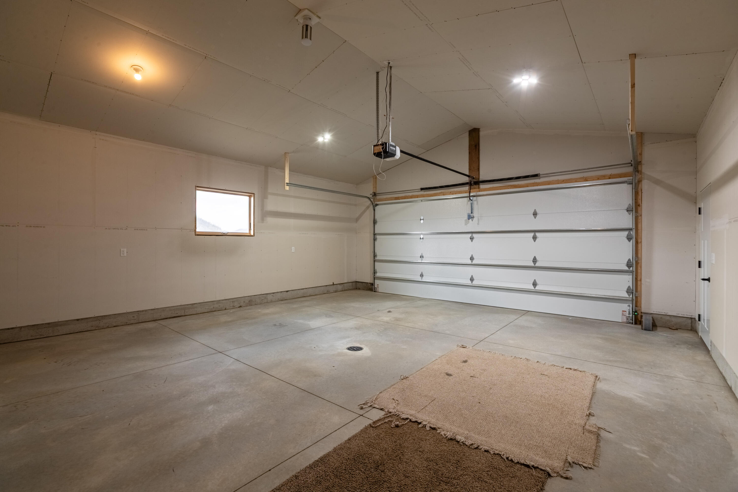 205 Pheasant Run Rollingstone, MN 55969 - Photo 22 of 25 C24I2716-HDR