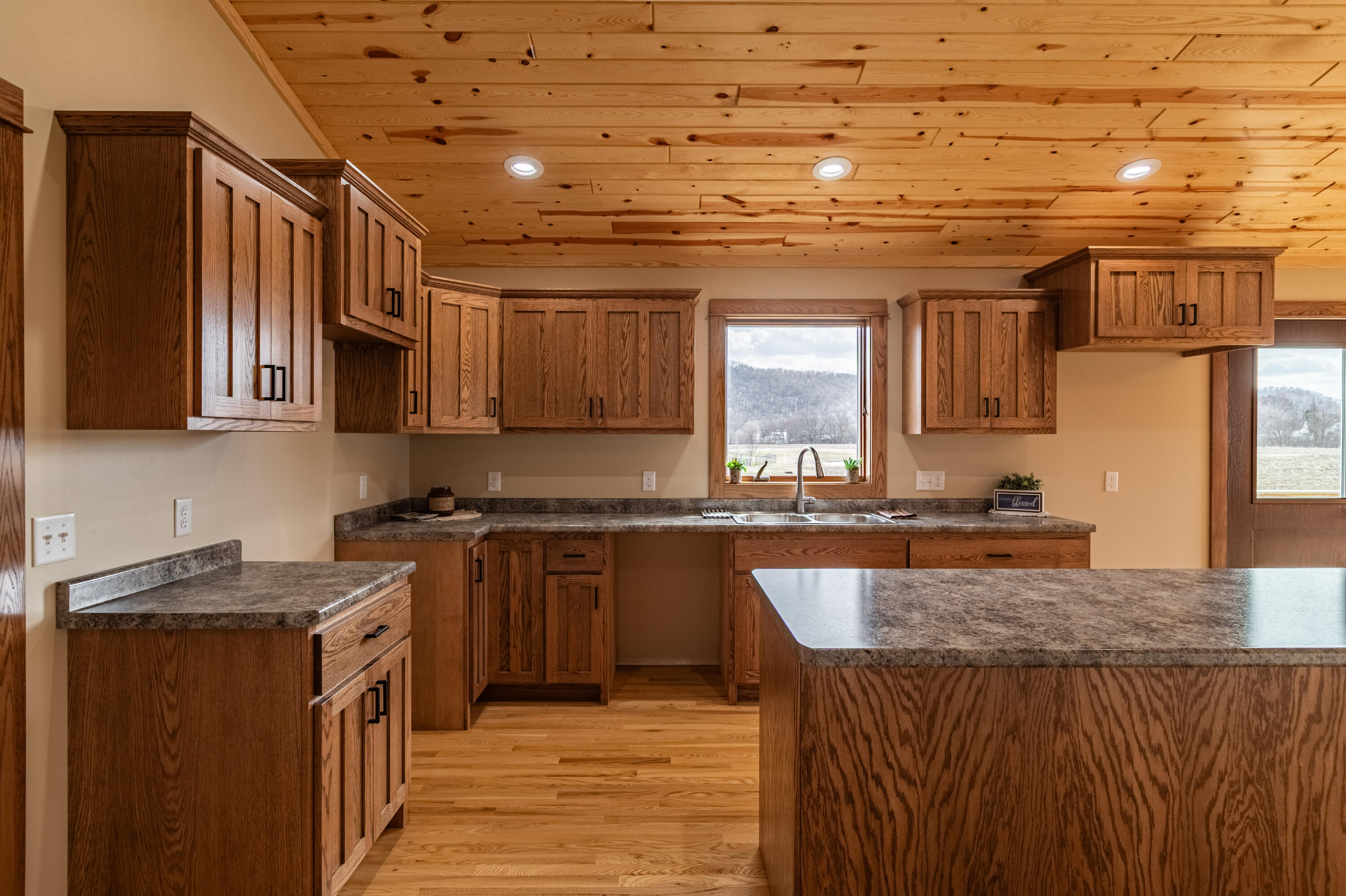 205 Pheasant Run Rollingstone, MN 55969 - Photo 5 of 25 C24I2667-HDR