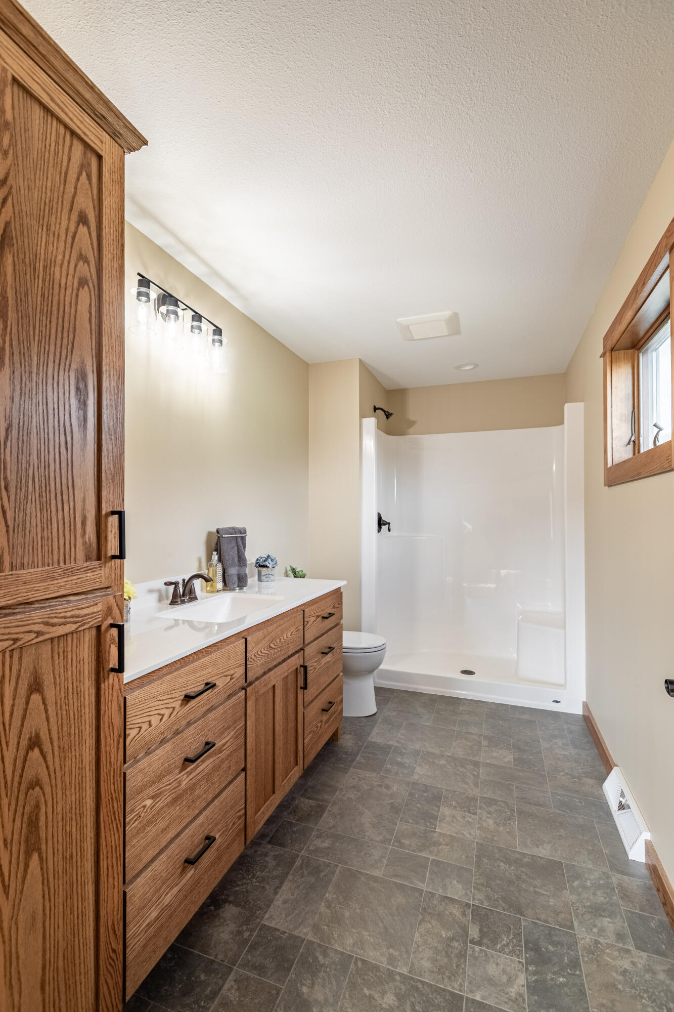 205 Pheasant Run Rollingstone, MN 55969 - Photo 8 of 25 C24I2634-HDR