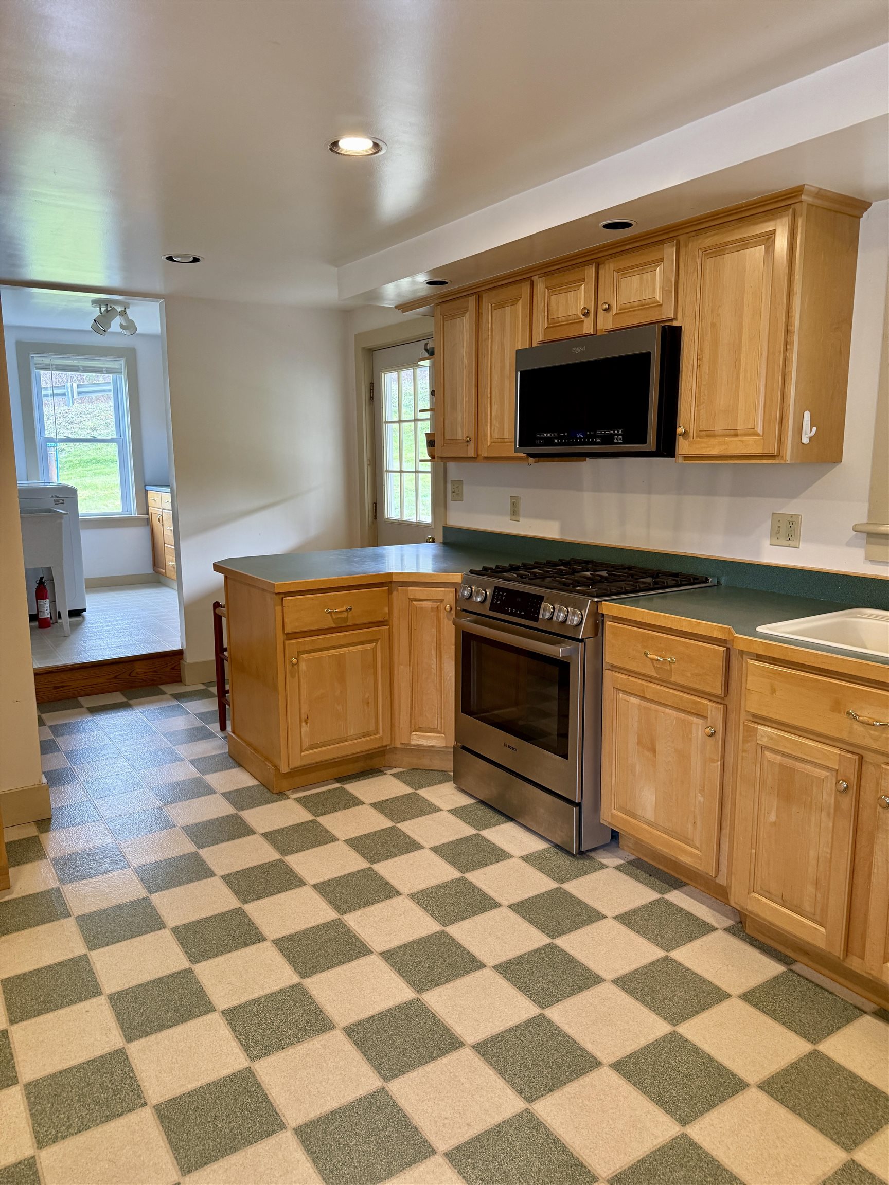 3 Howe Lane Tunbridge, VT 05077 - Photo 23 of 49