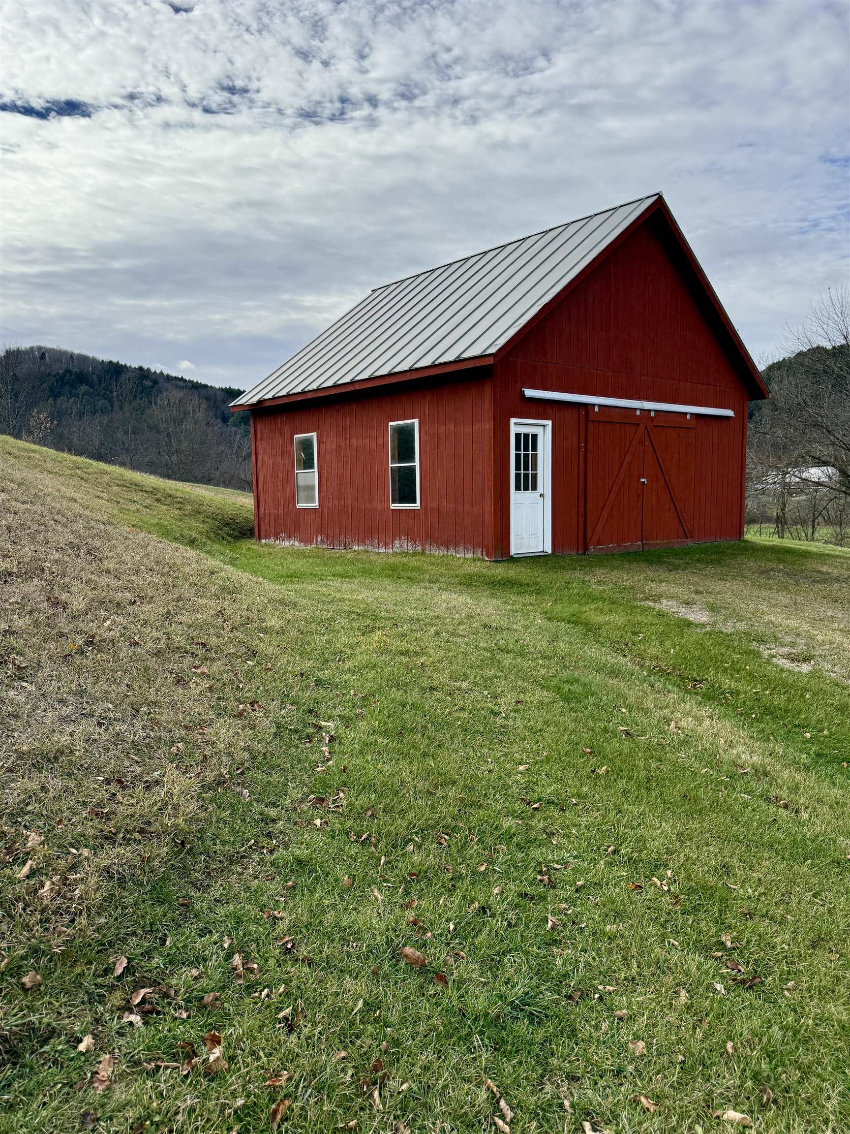3 Howe Lane Tunbridge, VT 05077 - Photo 45 of 49