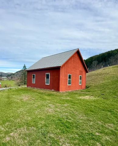 $495,000 | 3 Howe Lane, Tunbridge, VT 05077