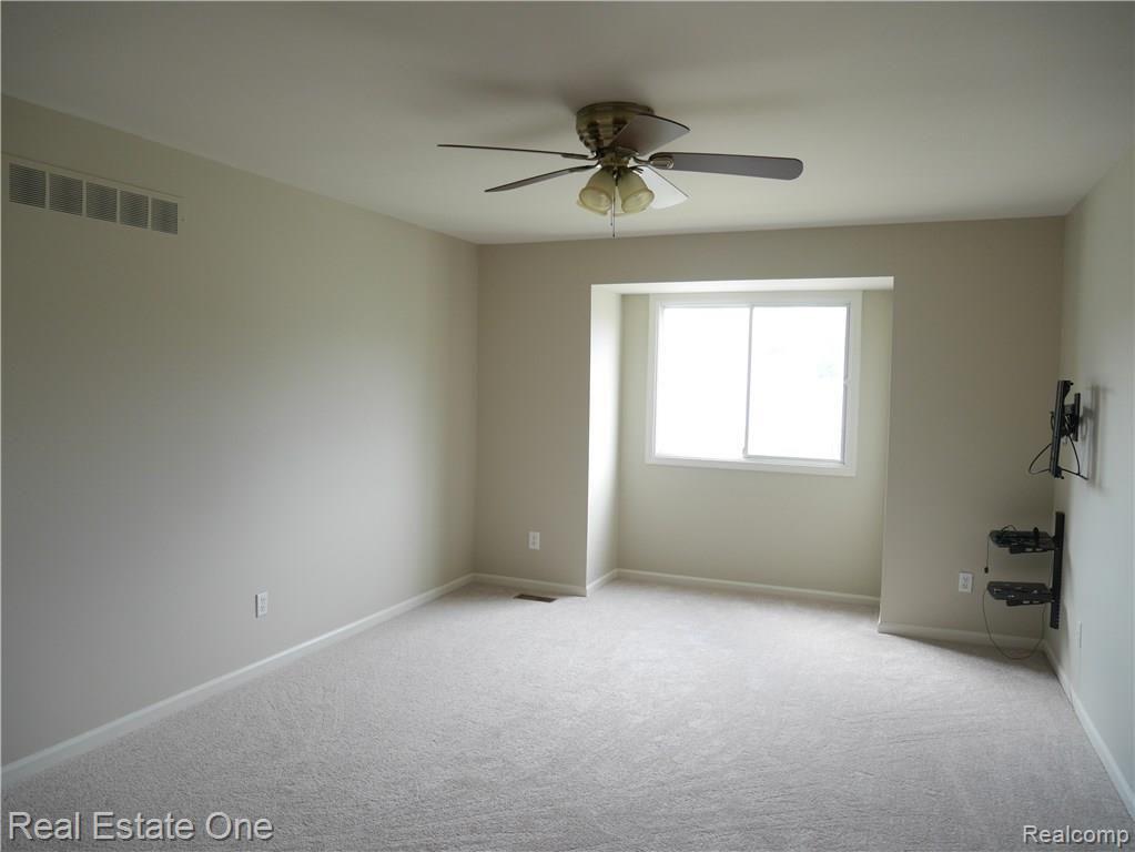 2592 Brilliance Rochester Hills, MI 48309 - Photo 20 of 28
