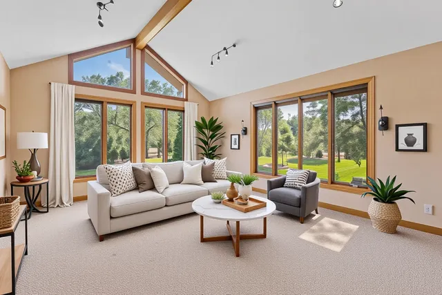 $899,900 | 27 Equestrian Way, Lemont, IL 60439