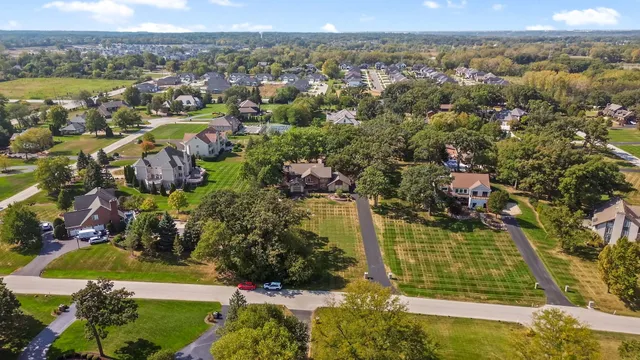 $899,900 | 27 Equestrian Way, Lemont, IL 60439